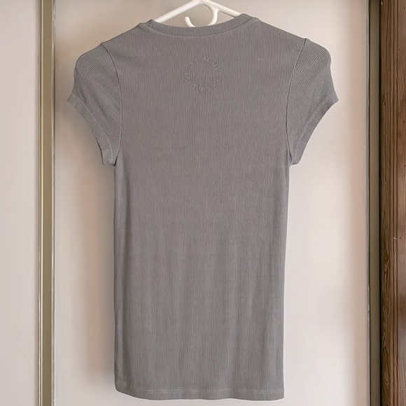 Set Active Form Tee - Picture 2 of 3